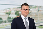 Dr. Andreas Mayr Dr. Andreas Mayr